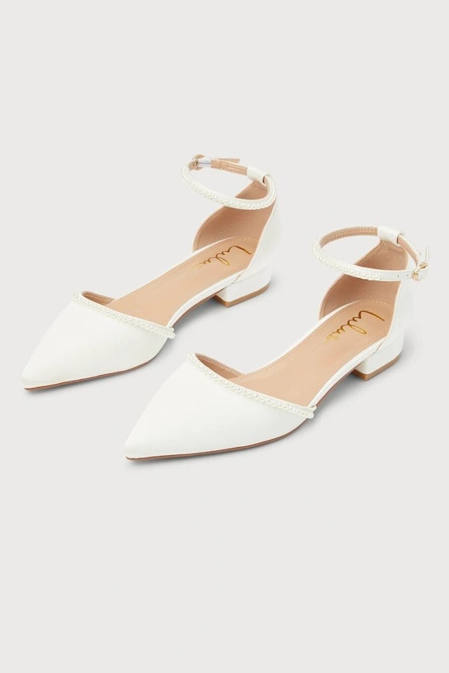 NWOT Lulus Phoebee White Satin Pearl Pointed-Toe Ankle Strap Flats 8.5